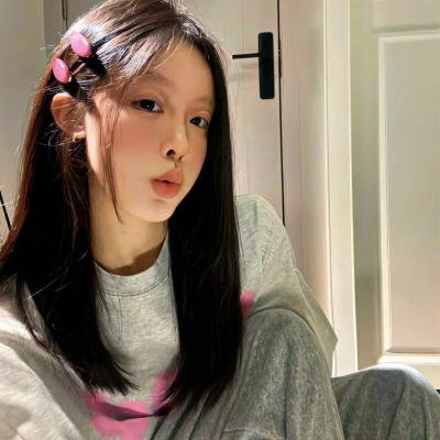 在窗边封面